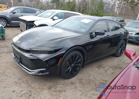 2025 Toyota Crown Nightshade Edition из США, поврежденный, VIN JTDAAAAF7S3037090